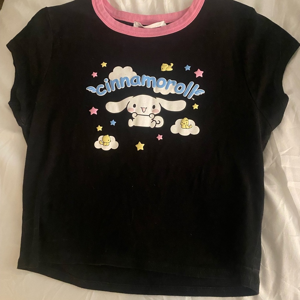 Cinnamoroll Black and Pink T-Shirt
